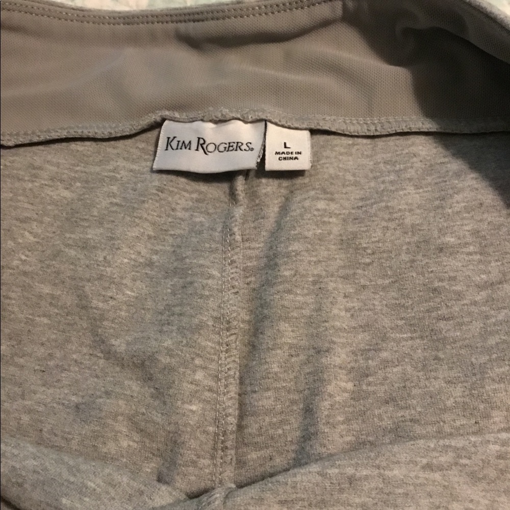 Capris - Picture 2 of 8